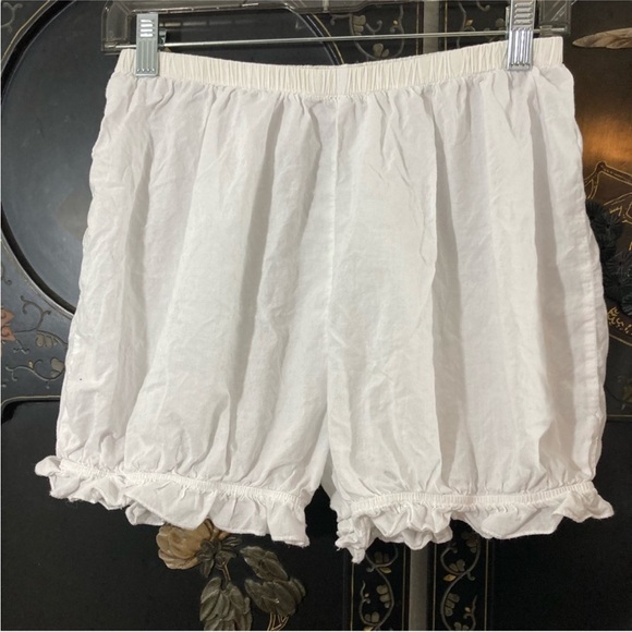 White Ruffled Sleepwear Set - Picture 7 of 11